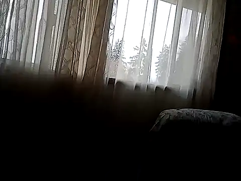 Snapshot of Mic_Oxinner chatting on 03/19/25, 07:27 Mic Oxinner online show from 03/19/25, 07:27