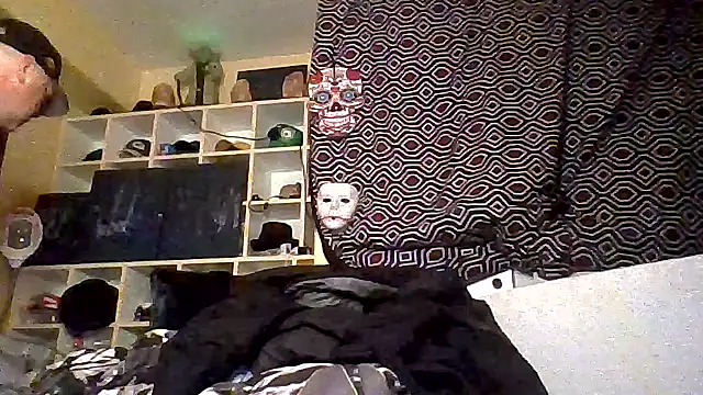 Snapshot of Mic_Oxinner chatting on 10/06/25, 10:34 Mic Oxinner online show from 10/06/25, 10:34