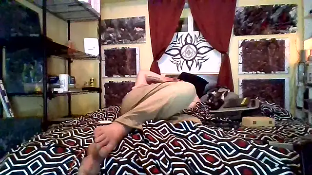 Mic Oxinner online show from 11/16/25, 06:41