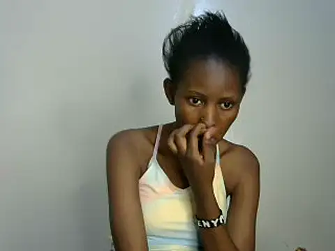 Snapshot of Kasweet_Lee chatting on 03/13/25, 12:59 Kasweet Lee online show from 03/13/25, 12:59