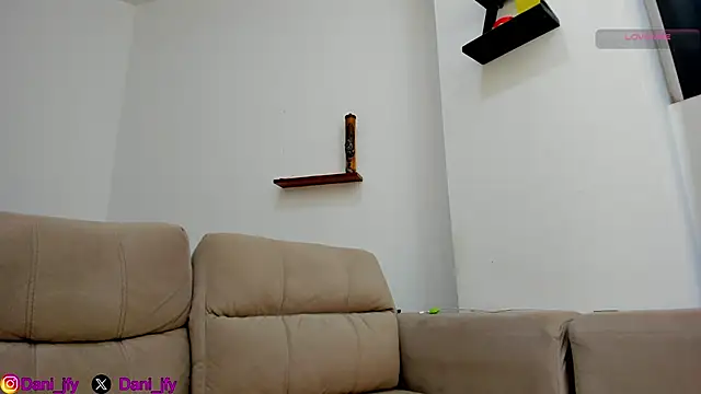 Dani javi online show from 11/15/25, 12:19