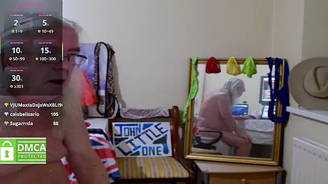 Snapshot of john_little_one1 chatting on 10/10/25, 10:31 john little one1 online show from 10/10/25, 10:31