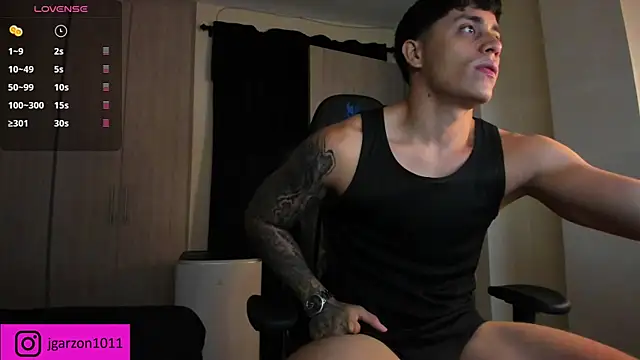 Snapshot of _joansoto chatting on 03/02/25, 02:54  joansoto online show from 03/02/25, 02:54