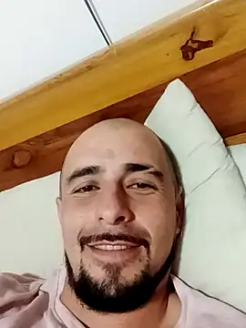 Snapshot of fire_menxxx001 chatting on 02/01/25, 02:02 fire menxxx001 online show from 02/01/25, 02:02