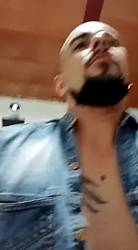 Snapshot of fire_menxxx001 chatting on 02/08/25, 06:33 fire menxxx001 online show from 02/08/25, 06:33