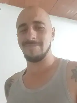 Snapshot of fire_menxxx001 chatting on 09/18/25, 04:25 fire menxxx001 online show from 09/18/25, 04:25