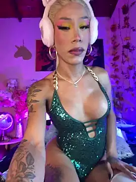 Snapshot of Alexa_Chanell_Oficial chatting on 05/31/26, 05:31 Alexa Chanell Oficial online show from 05/31/26, 05:31