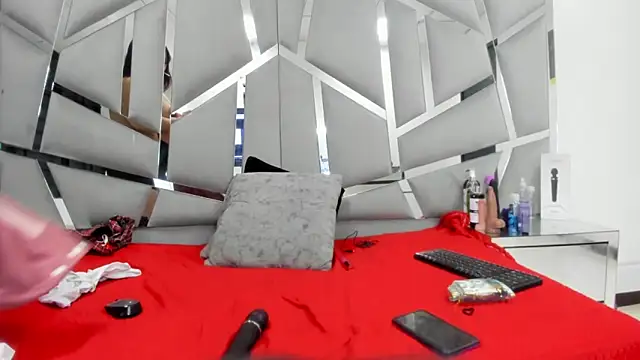 Catherinee69 x online show from 03/09/25, 09:35