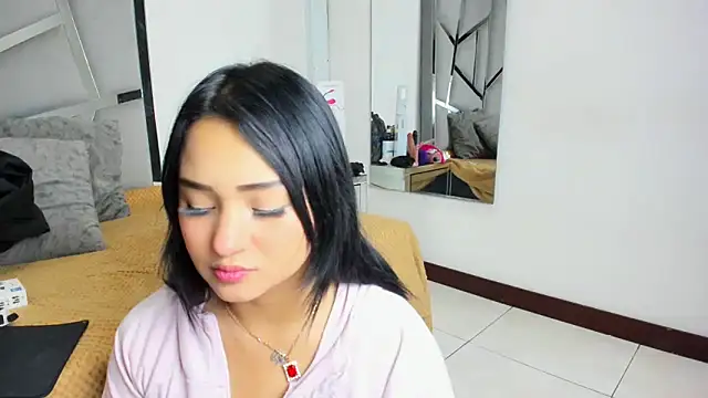 Catherinee69 x online show from 10/16/25, 02:23