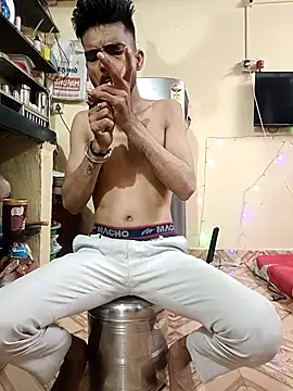 saggy1218 online show from 12/16/25, 09:42