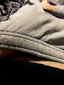 saschboy13 online show from 12/16/25, 04:12