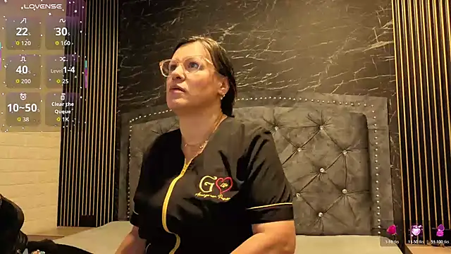 charlotte  G online show from 11/19/25, 10:59