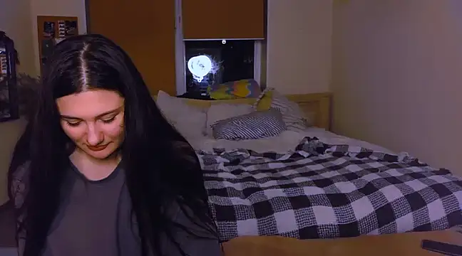 VoluptuousDreams online show from 12/15/24, 08:58