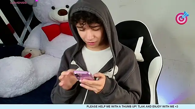 Snapshot of Niico_Cruz chatting on 02/09/25, 09:16 Niico Cruz online show from 02/09/25, 09:16