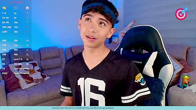 Niico Cruz online show from 12/17/25, 10:49