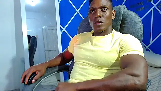 Snapshot of alexander_megan chatting on 01/15/25, 03:54 alexander megan online show from 01/15/25, 03:54