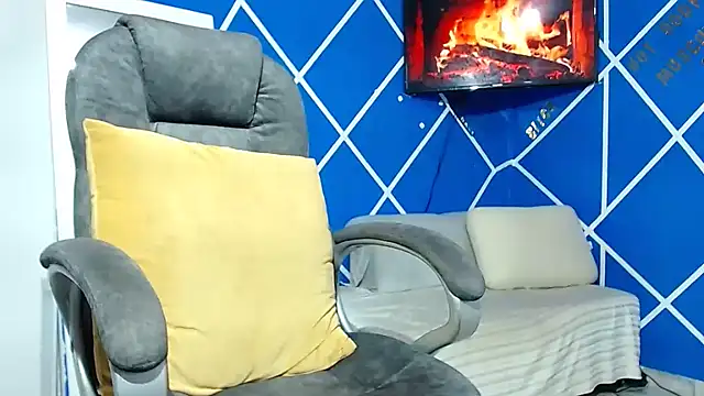 Snapshot of alexander_megan chatting on 11/16/25, 10:54 alexander megan online show from 11/16/25, 10:54