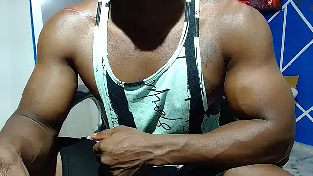 Snapshot of alexander_megan chatting on 12/05/25, 03:48 alexander megan online show from 12/05/25, 03:48