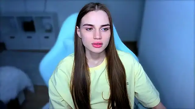 StellaLawless online show from 09/18/25, 07:49