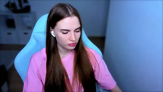 StellaLawless online show from 10/01/25, 08:15