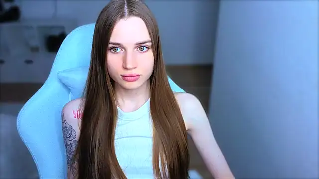 StellaLawless online show from 10/19/25, 07:47