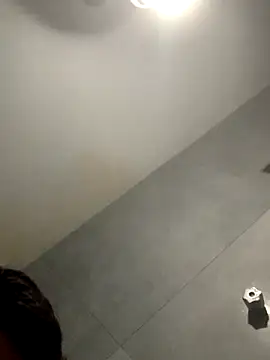 matheuszk 007 online show from 09/29/25, 10:14