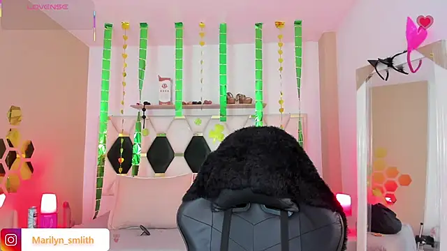 MarilynSmIith online show from 03/16/26, 11:36