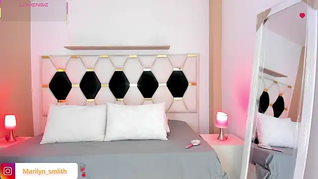 MarilynSmIith online show from 03/26/26, 12:44