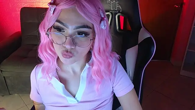 keity moon online show from 05/20/26, 02:23