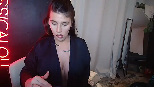 Bustyjessicalouu online show from 03/05/25, 07:38