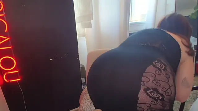 Bustyjessicalouu online show from 03/18/25, 01:42