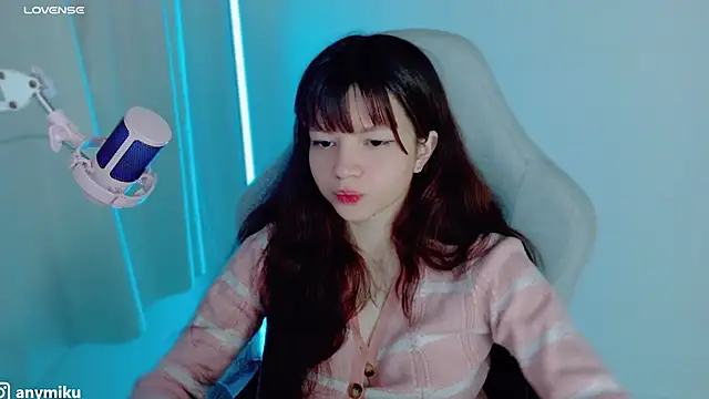 Snapshot of stephybrown chatting on 01/10/25, 03:50 stephybrown online show from 01/10/25, 03:50