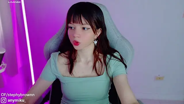 Snapshot of stephybrown chatting on 01/28/25, 10:56 stephybrown online show from 01/28/25, 10:56