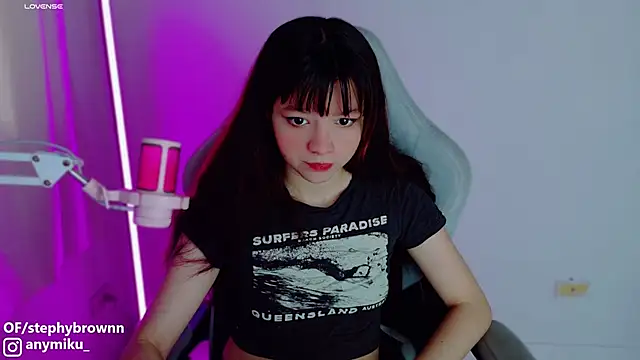 Snapshot of stephybrown chatting on 02/16/25, 09:48 stephybrown online show from 02/16/25, 09:48