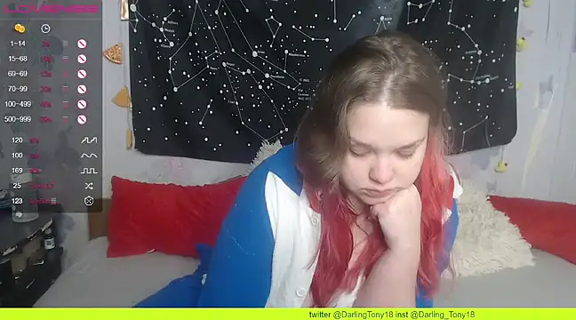 Snapshot of darling_tony chatting on 12/07/24, 01:29 darling tony online show from 12/07/24, 01:29