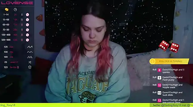 Snapshot of darling_tony chatting on 01/27/25, 08:17 darling tony online show from 01/27/25, 08:17