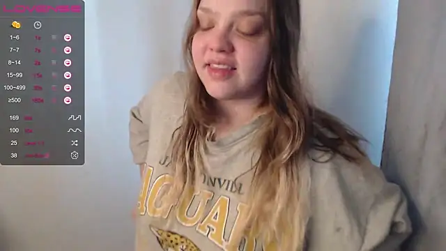 Snapshot of darling_tony chatting on 09/11/25, 03:12 darling tony online show from 09/11/25, 03:12