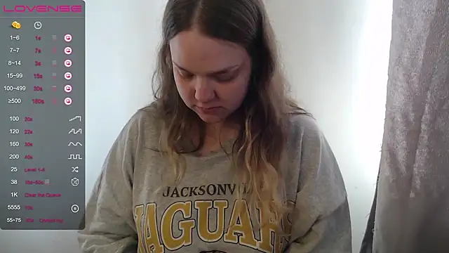 Snapshot of darling_tony chatting on 09/23/25, 01:25 darling tony online show from 09/23/25, 01:25