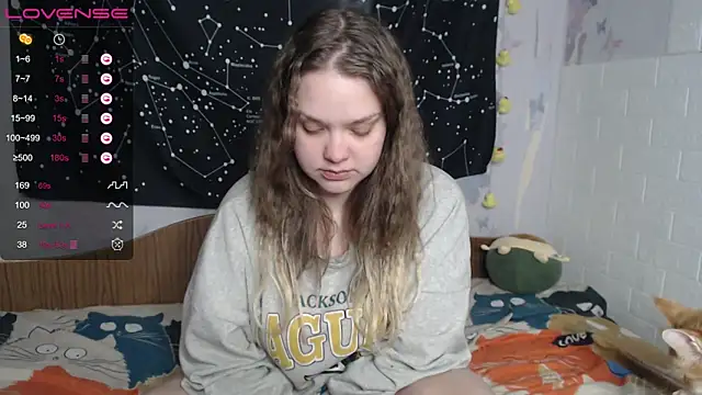 Snapshot of darling_tony chatting on 10/25/25, 02:56 darling tony online show from 10/25/25, 02:56