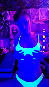 Snapshot of nephilaaranea chatting on 07/13/26, 02:03 nephilaaranea online show from 07/13/26, 02:03