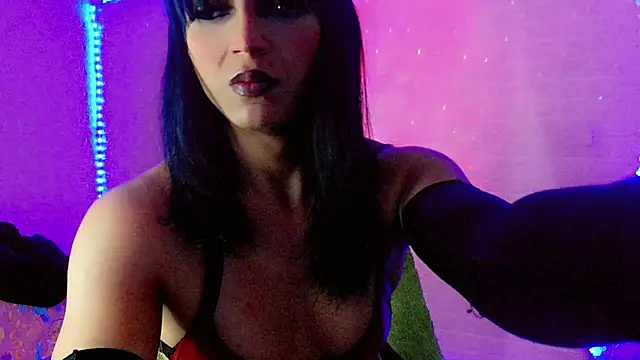 Snapshot of Ms-Zoehans chatting on 03/05/26, 02:07 Ms-Zoehans online show from 03/05/26, 02:07