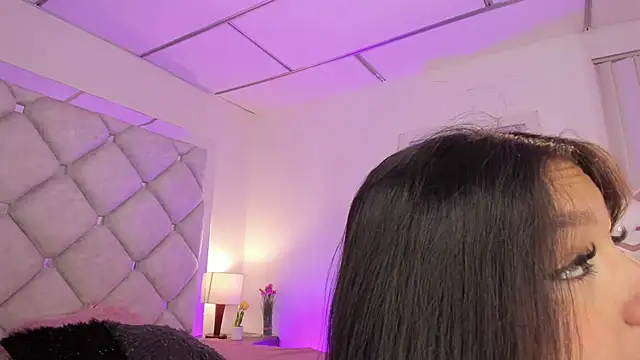 alessiaferry online show from 11/24/25, 05:12