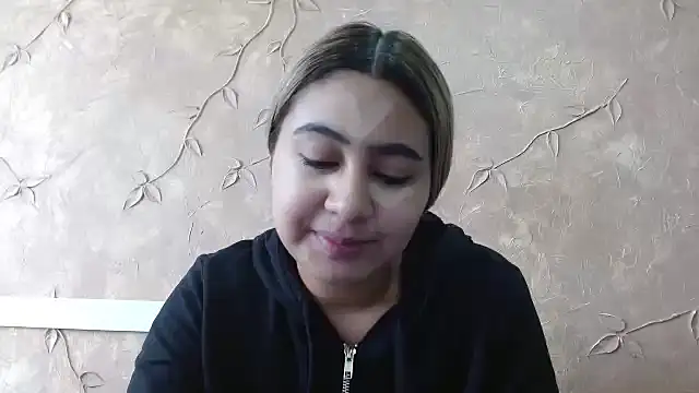 Miabonnett  online show from 02/18/25, 12:06