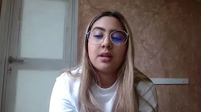 Miabonnett  online show from 03/03/25, 03:09