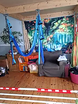 FrauleinSchmitt online show from 12/13/24, 09:35