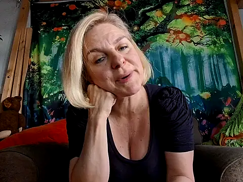 FrauleinSchmitt online show from 02/16/25, 12:32