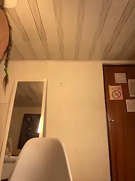 emma oxford online show from 02/25/25, 08:30