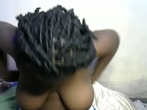 freaky belle online show from 01/11/25, 03:34