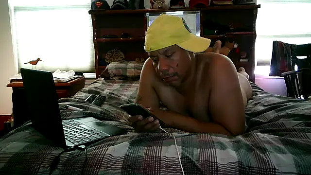 pimpdaddy4ever online show from 10/19/25, 01:56