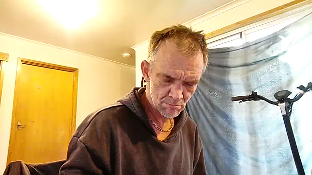 Snapshot of TooFknHorny7676@xh chatting on 06/11/26, 03:48 TooFknHorny7676xh online show from 06/11/26, 03:48